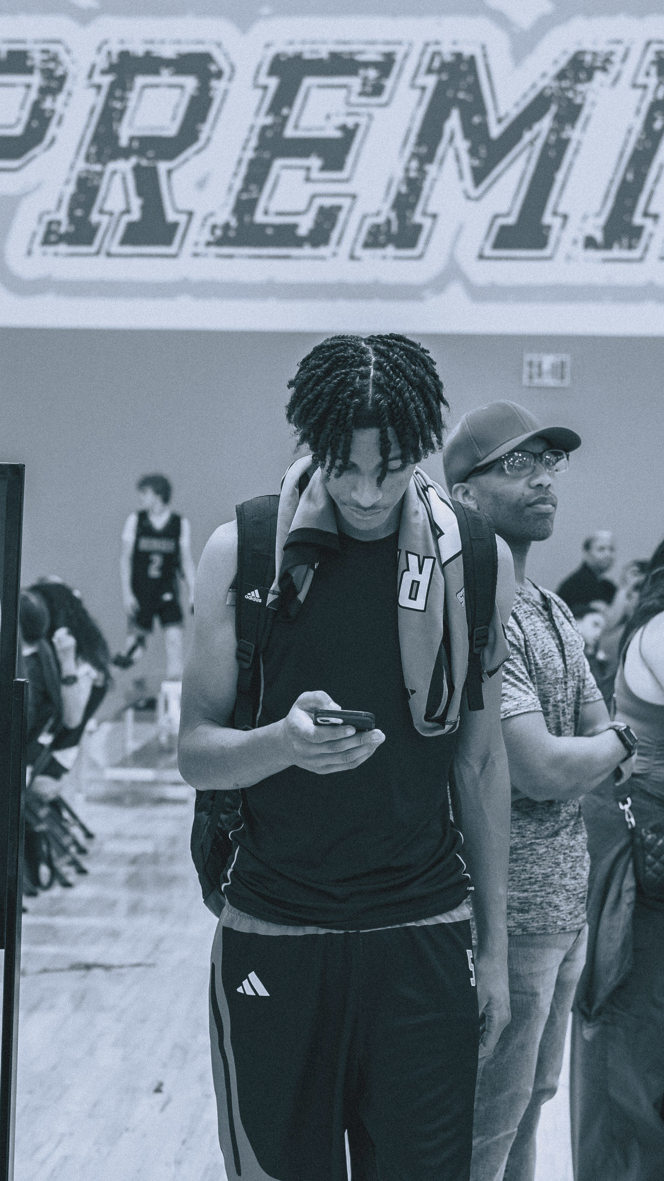 Check out the photos and videos of the men's basketball recruiting profile Jaylin Ideran